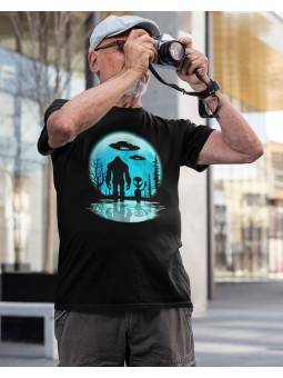 Tričko Alien And Bigfoot Moon